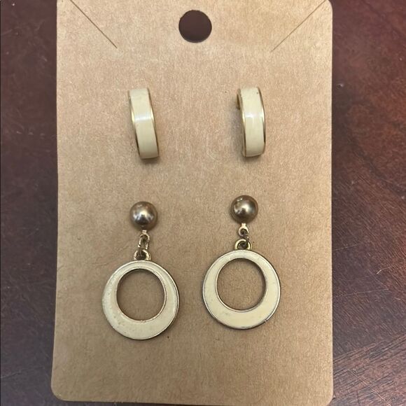 Elegant Cream and Gold Hoop Earrings Set - Picture 1 of 4